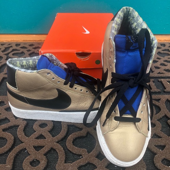 Nike Other - Nike Blazer High Premium